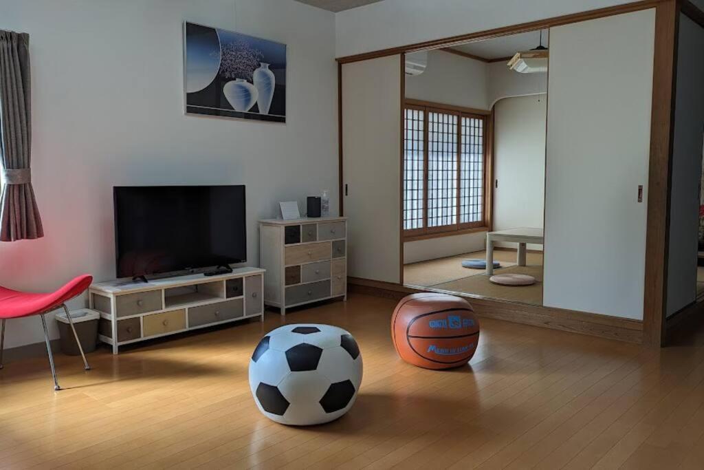 Roomy 4Br Home Sleeps 9／Shinosaka／Large Groups Kültér fotó