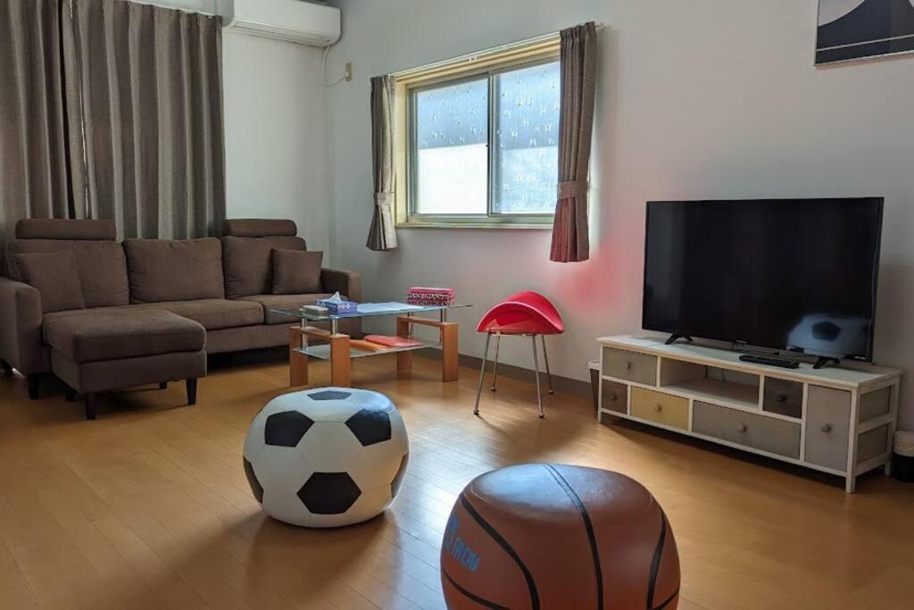 Roomy 4Br Home Sleeps 9／Shinosaka／Large Groups Kültér fotó